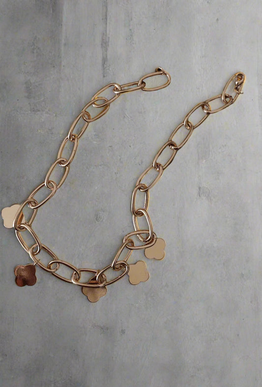 gold clover chunky necklace